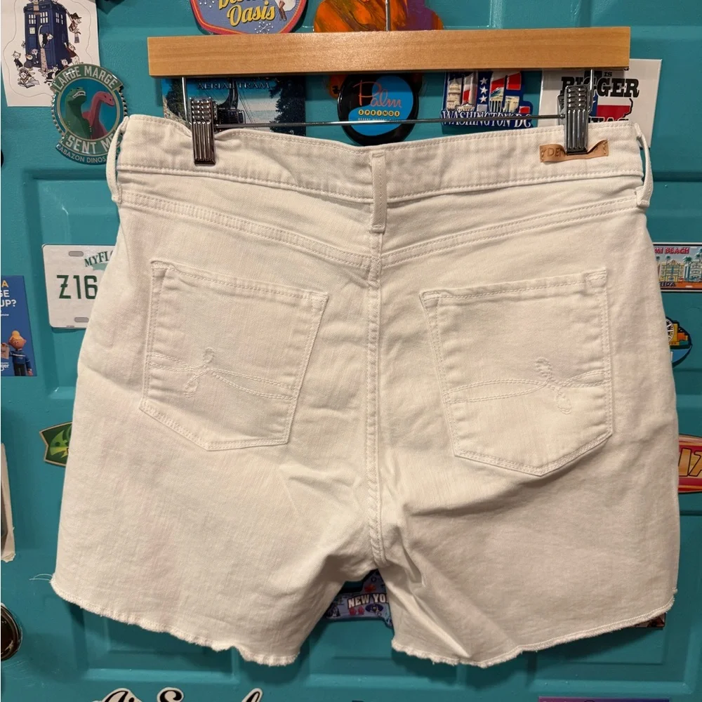 Denizen‎ from Levi's High Rise Shorts White Raw Hem Size 12 W31